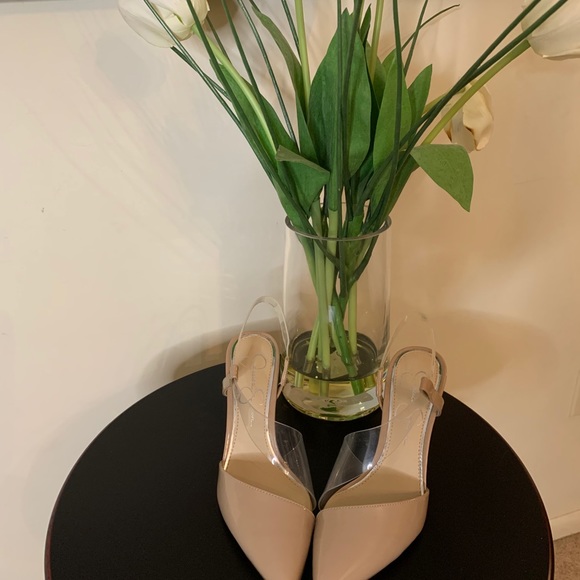 Shoes - Picture 4 of 5